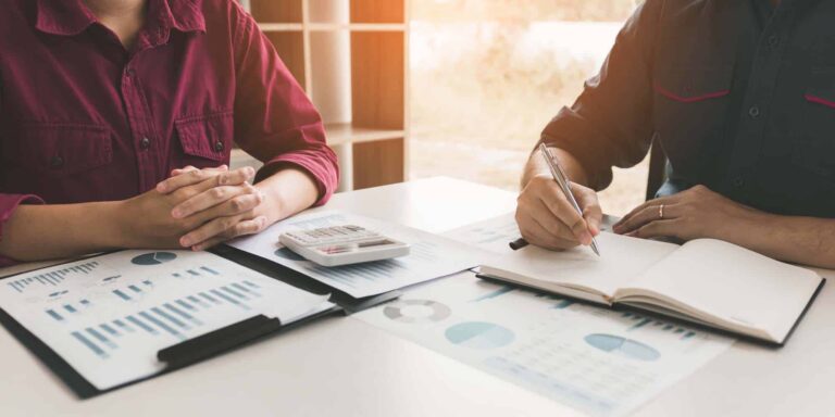 Balancing the Books: A Guide to Your IT Budget for Managed Services and Understanding ROI